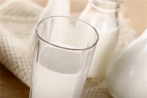 空腹喝酸奶到底好不好？